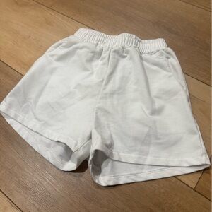 White Elastic Waist Shorts with Pockets